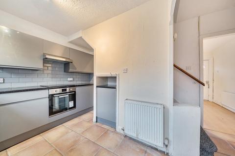 3 bedroom terraced house to rent, Aviary Place, Armley, Leeds, LS12