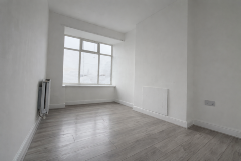 3 bedroom terraced house to rent, Lewisham Road, Smethwick, West Midlands, B66