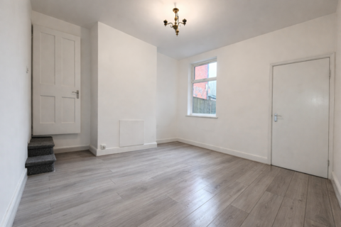 3 bedroom terraced house to rent, Lewisham Road, Smethwick, West Midlands, B66