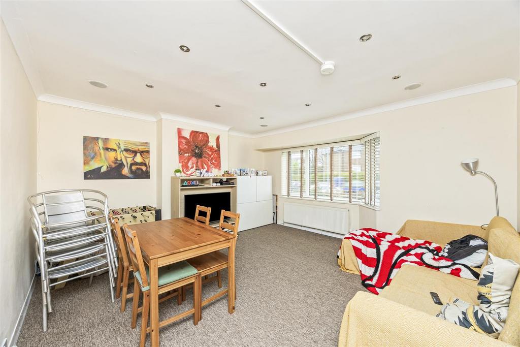 Living/Dining Room