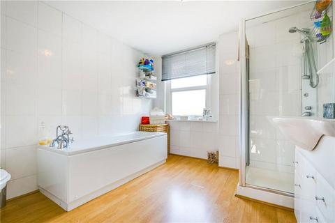 2 bedroom terraced house to rent, Balham Grove, London SW12