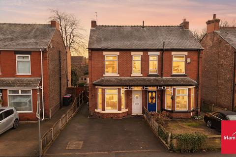 Liverpool Road, Irlam, M44