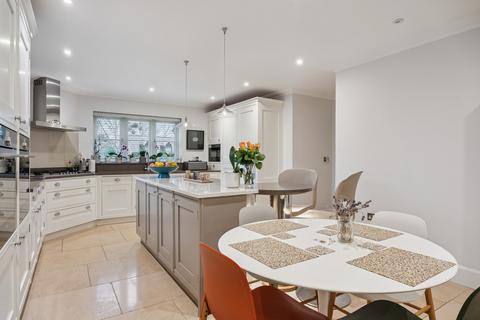 4 bedroom detached house for sale, Henley Road, Marlow, SL7