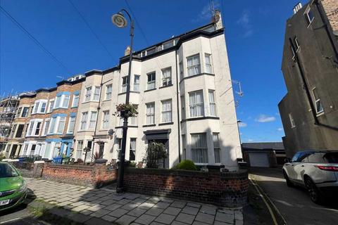1 bedroom apartment to rent, Trafalgar Square, Scarborough