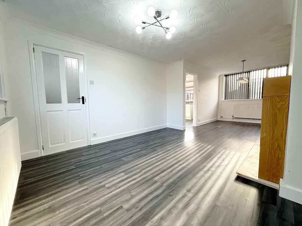 Lounge / dining room