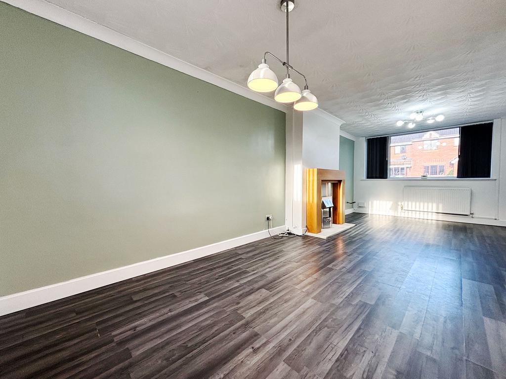 Lounge / dining room