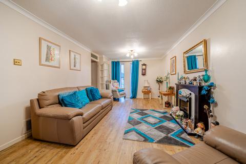 undefined, Egremont Drive, Lower Earley, Reading