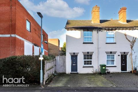 2 bedroom end of terrace house for sale, Loates Lane, Watford