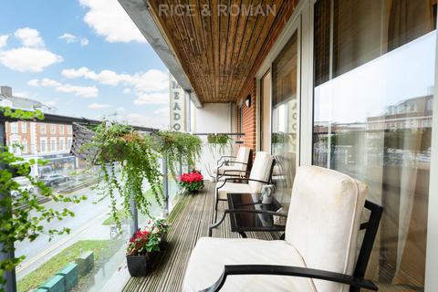 2 bedroom retirement property for sale, New Zealand Avenue, Walton On Thames KT12