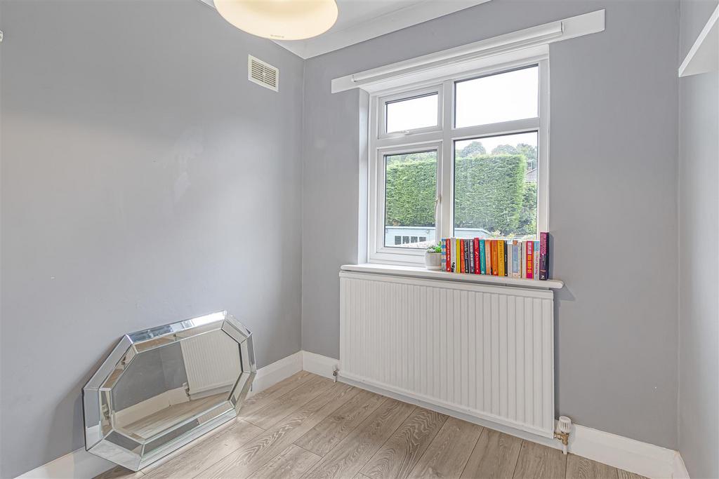 Forth bedroom