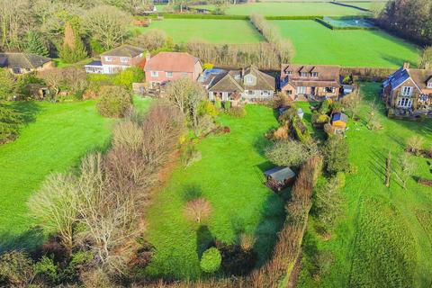 6 bedroom chalet for sale, Nash Lane, Scaynes Hill, RH17