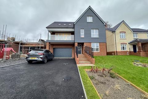 5 bedroom detached house for sale, Trefechan, Merthyr Tydfil CF48