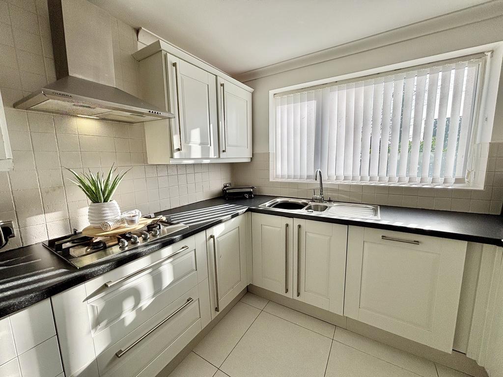 Kitchen/Open Plan Living Room