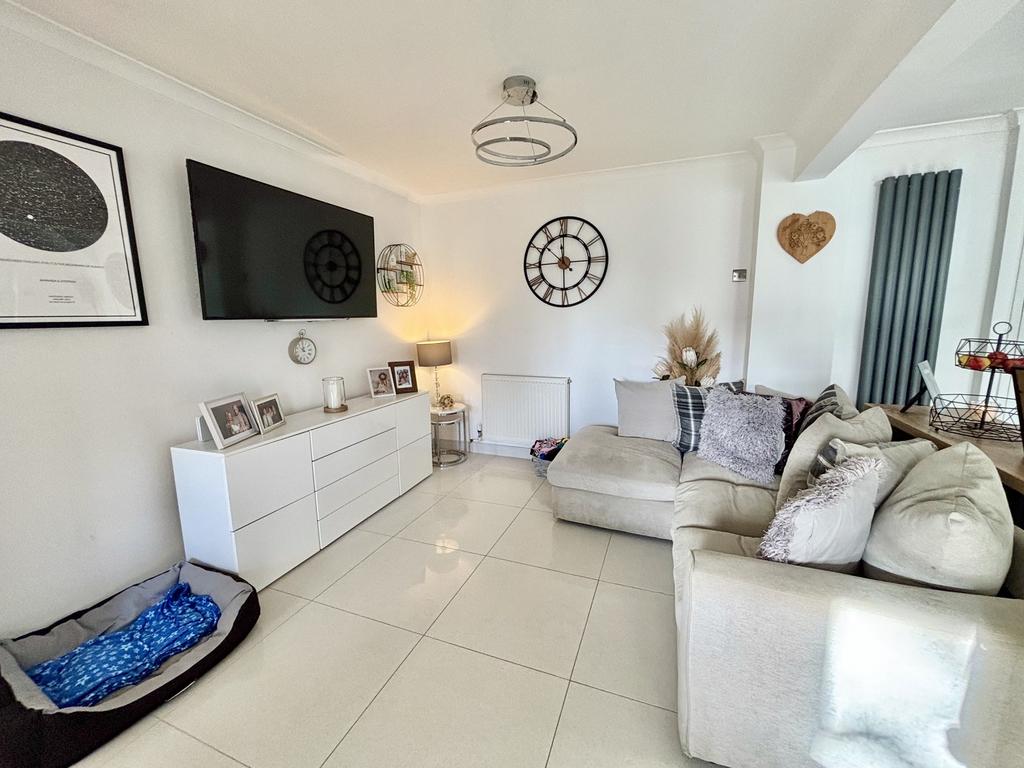 Kitchen/Open Plan Living Room