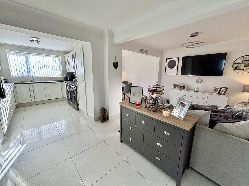 Kitchen/Open Plan Living Room