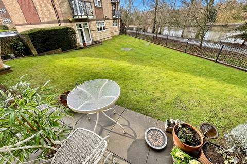 undefined, Queens Court, Knights Field, Luton, Bedfordshire, LU2 7LN