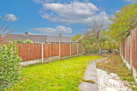 2 bedroom semi-detached house for sale, Kingswood Close, Chesterfield S41