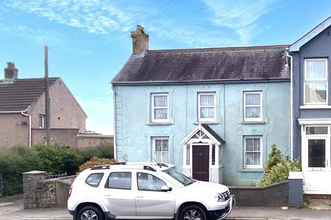 undefined, Plasmarl, Clynderwen, Dyfed, SA66 7NE
