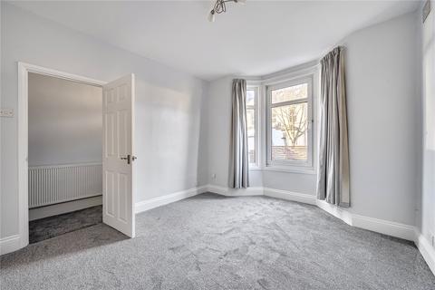 2 bedroom terraced house for sale, Park Road, London