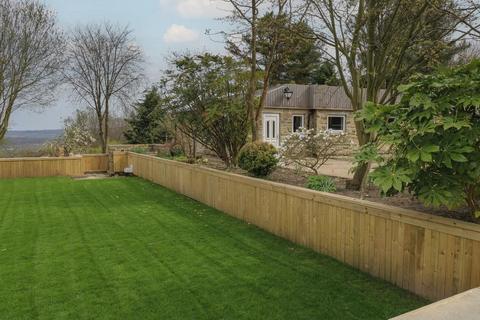 3 bedroom detached house for sale, Pickwood Lane, Norland,