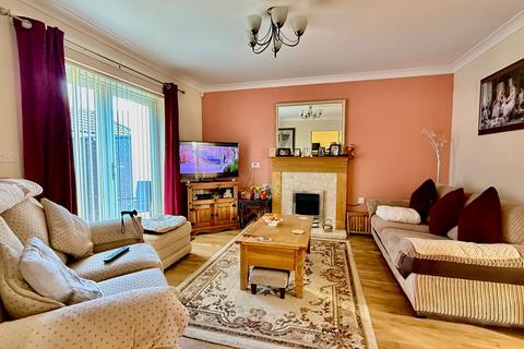 4 bedroom semi-detached house for sale, Willand Moor Road, Cullompton EX15