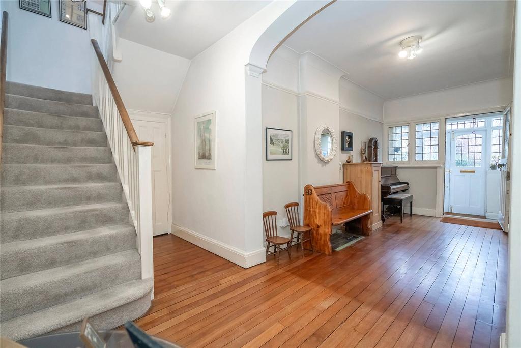 Entrance Hall E