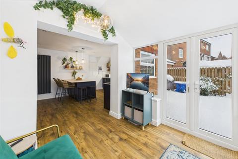4 bedroom link detached house for sale, The Crayke, Bridlington