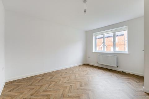 3 bedroom semi-detached house to rent, Leaf Living at Hounsome Fields, Basingstoke, RG23
