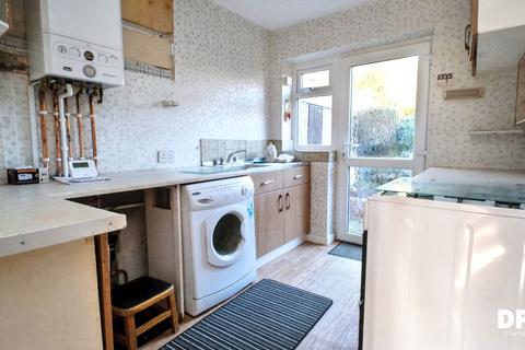 3 bedroom semi-detached house for sale, Harthill Rise, Gildersome, Leeds