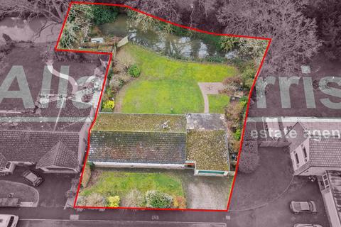 undefined, 25 Kings End Road, Powick, Worcester.  WR2 4RB