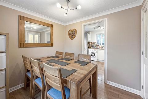 undefined, Welling Road, Grays RM16