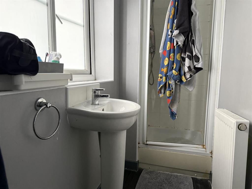 Bedroom Two En-Suite