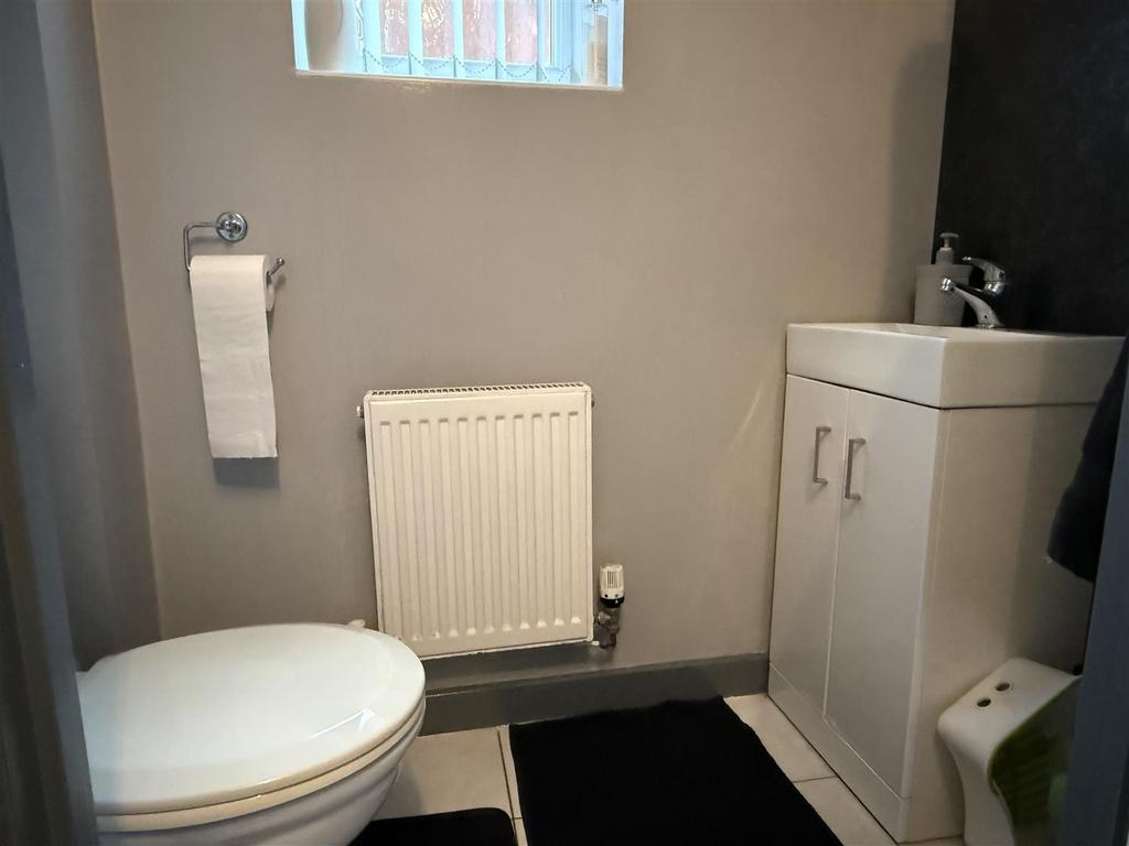 Ground Floor WC