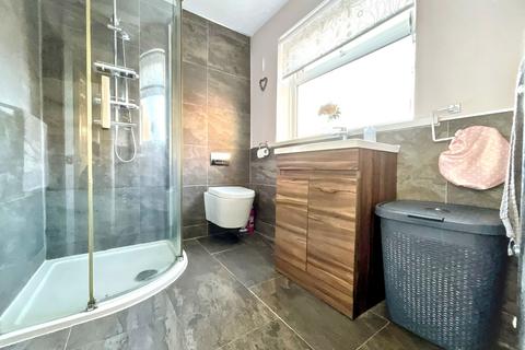 2 bedroom flat for sale, Oxford Street, South Shields, NE33
