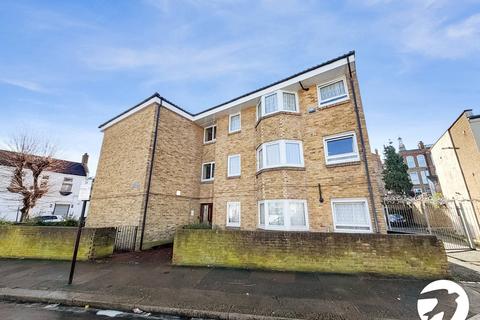 1 bedroom flat to rent, Gallosson Road, London, SE18