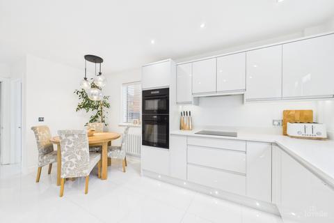 undefined, Riverbank Rise, North Lincolnshire DN18
