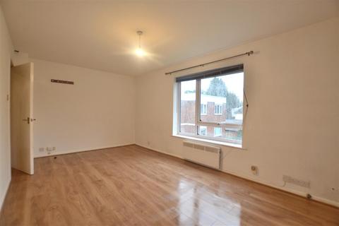 1 bedroom apartment for sale, Fleet Road, Fleet GU51