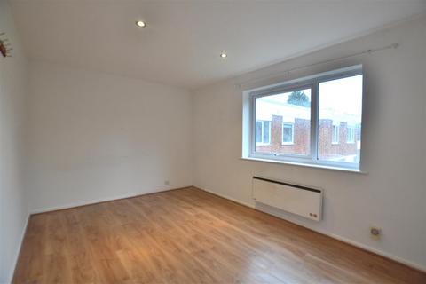 1 bedroom apartment for sale, Fleet Road, Fleet GU51