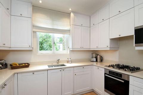 4 bedroom terraced house to rent, Selwood Terrace, South Kensington, London, SW7
