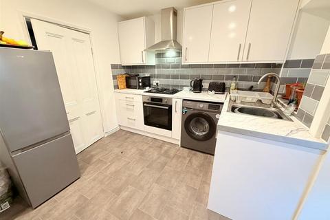 2 bedroom terraced house for sale, Lodge Street, Hyde SK14