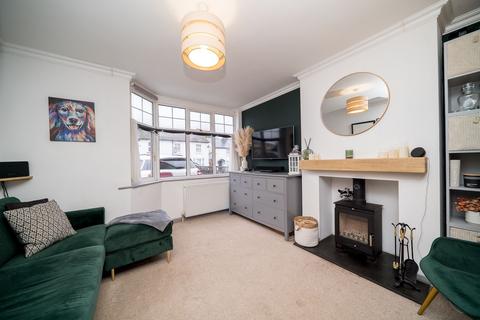 undefined, Front Street, Slip End, LU1