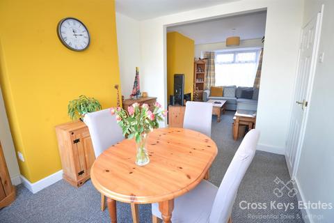 3 bedroom semi-detached house to rent, Cardinal Avenue, Plymouth PL5