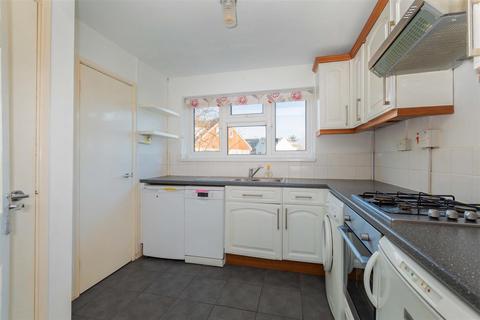 2 bedroom flat for sale, Lower Cippenham Lane, Slough