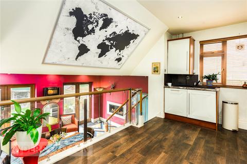 4 bedroom semi-detached house for sale, Brook Avenue, Uppermill, Saddleworth, OL3