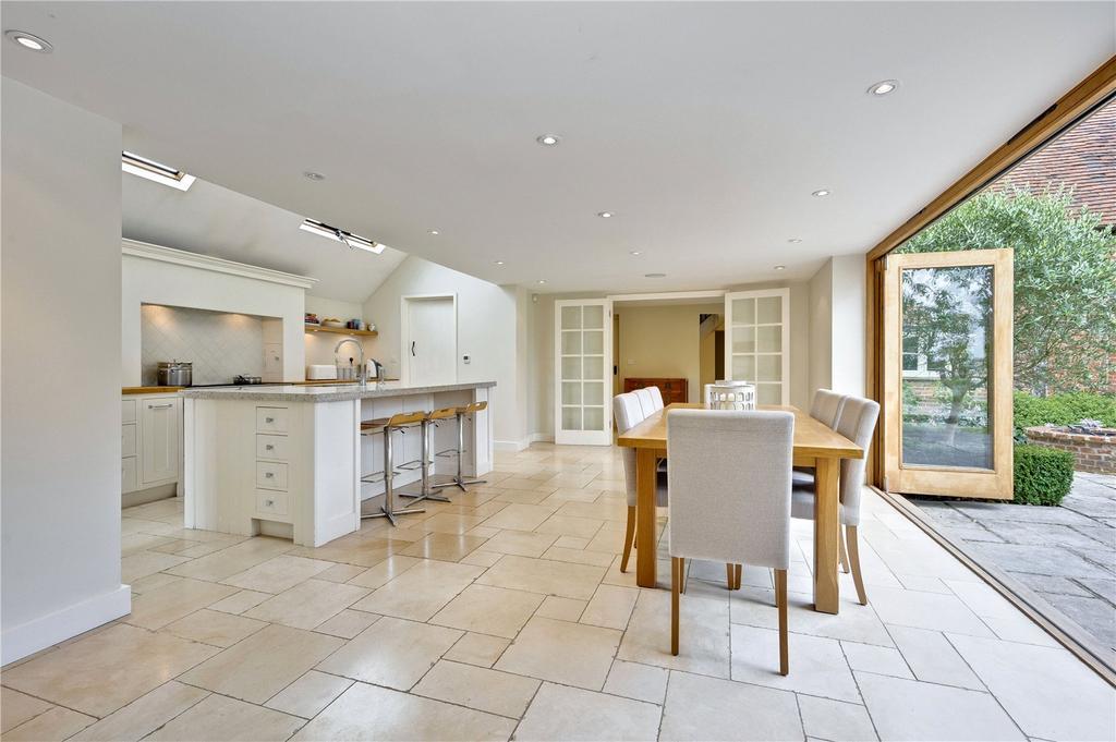 Family Kitchen
