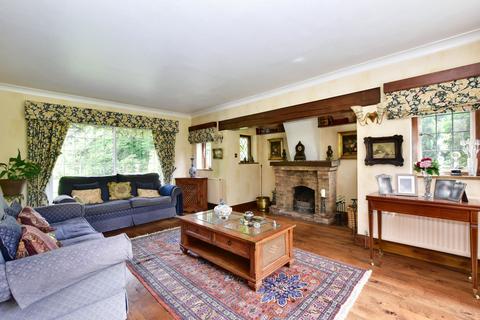 undefined, Bushfield Road, Bovingdon, HP3