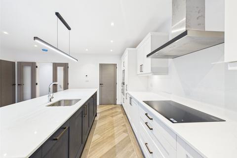 4 bedroom detached house for sale, Walcott Avenue, Christchurch, Dorset, BH23
