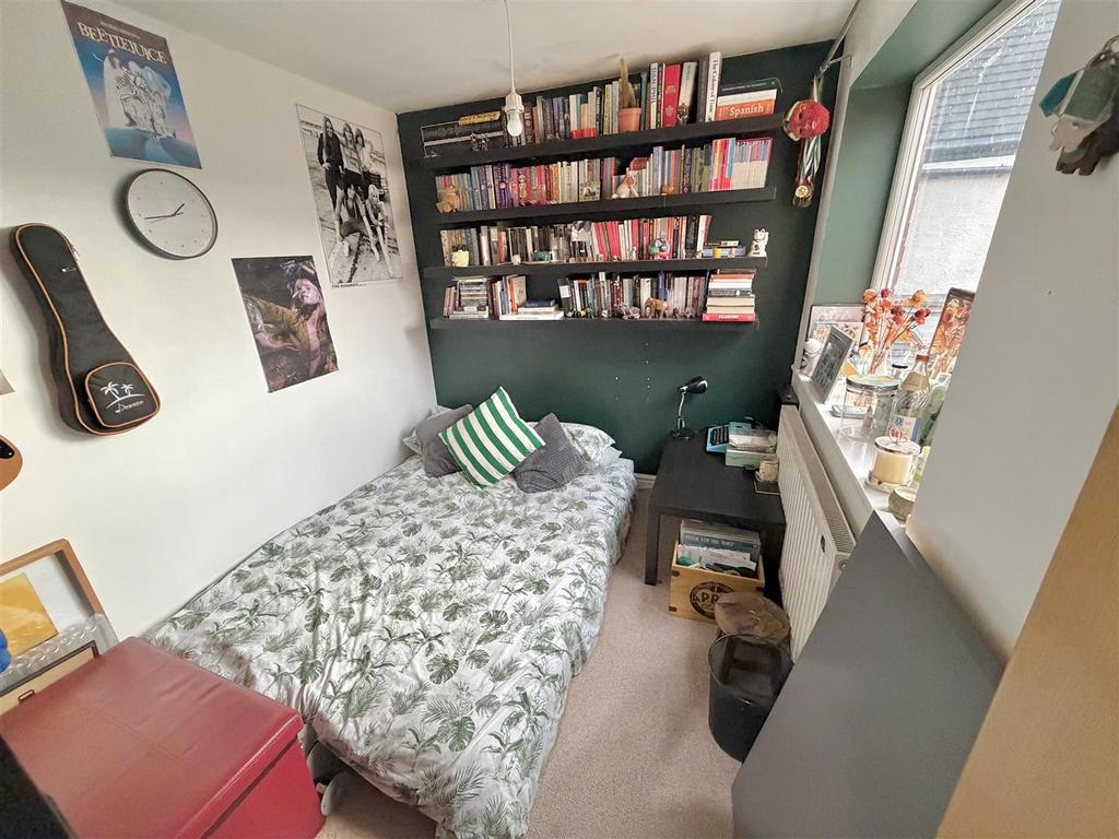 Bed 4