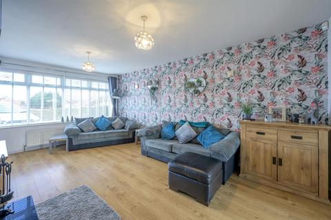 4 bedroom semi-detached house for sale, Rose Avenue, Kingswinford, DY6 8LE