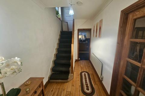 3 bedroom semi-detached house to rent, Woodcote Avenue, Mill Hill, NW7